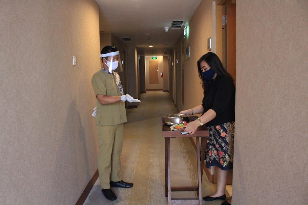 Hotel Chanti Managed By Tentrem Hotel Management Indonesia Semarang Dış mekan fotoğraf