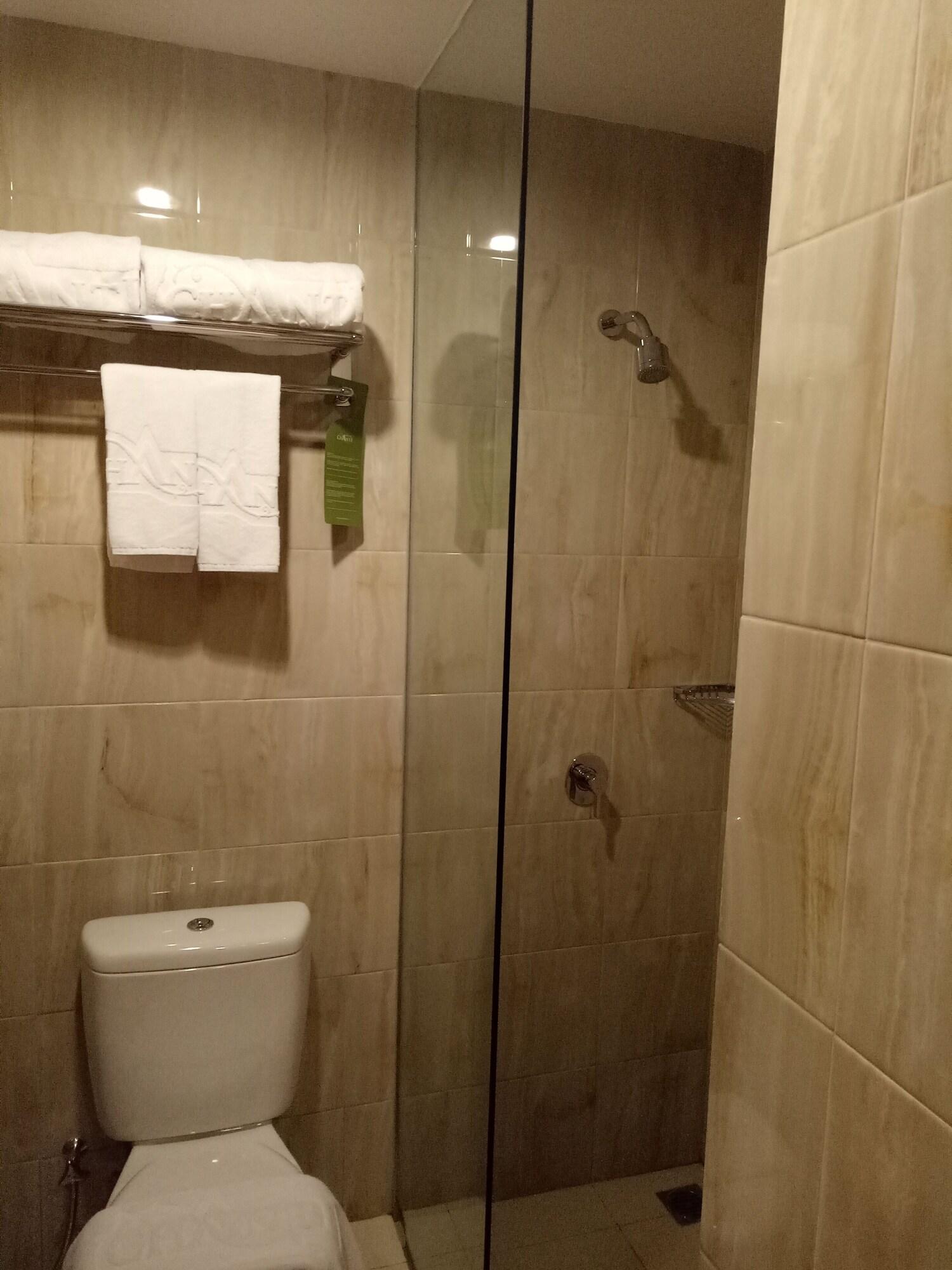 Hotel Chanti Managed By Tentrem Hotel Management Indonesia Semarang Dış mekan fotoğraf