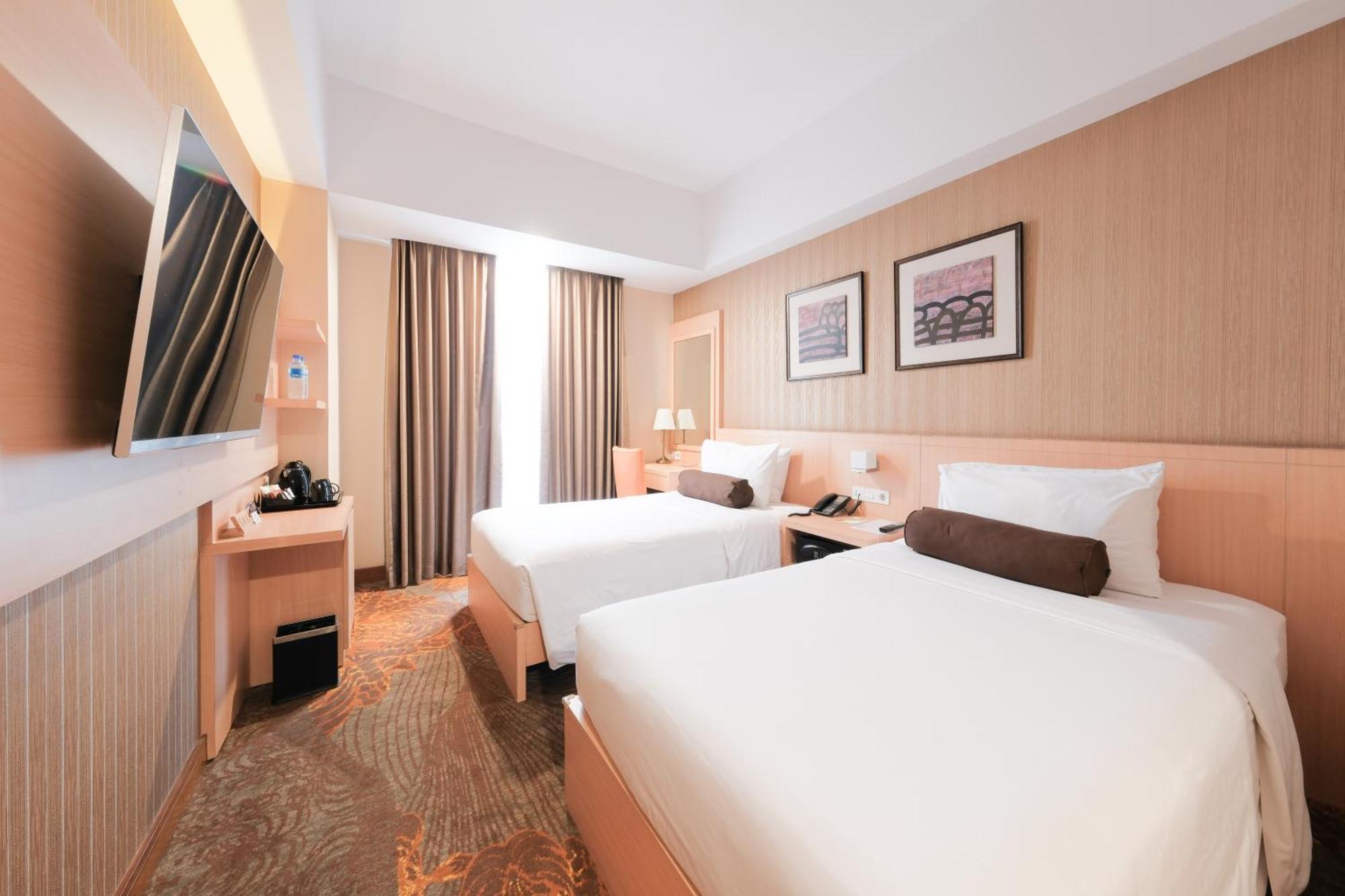 Hotel Chanti Managed By Tentrem Hotel Management Indonesia Semarang Dış mekan fotoğraf