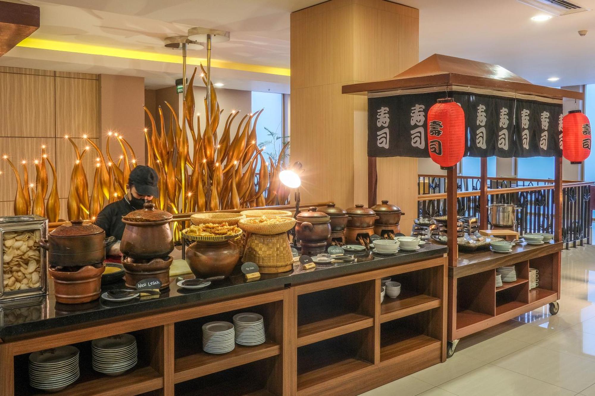 Hotel Chanti Managed By Tentrem Hotel Management Indonesia Semarang Dış mekan fotoğraf