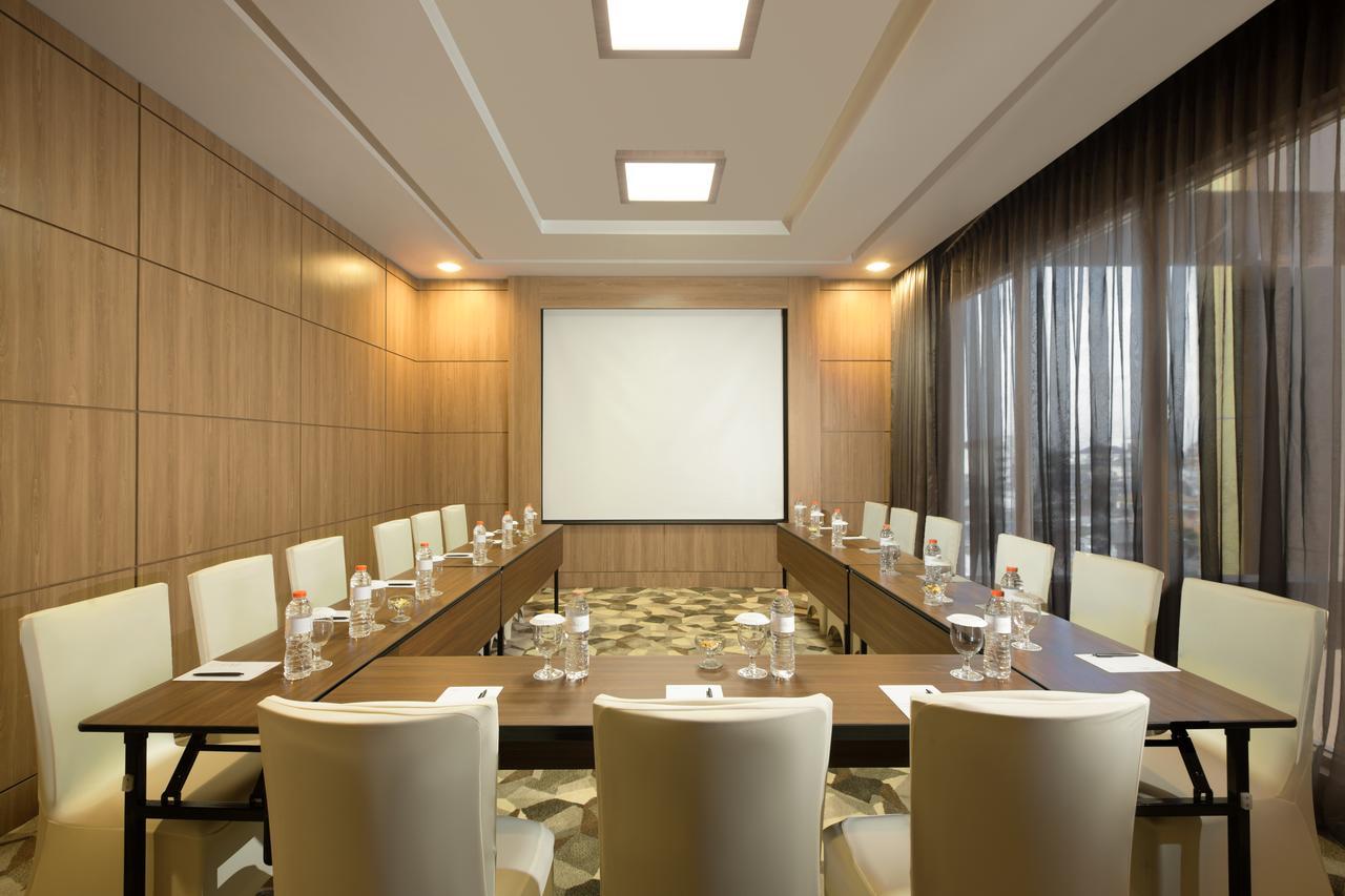 Hotel Chanti Managed By Tentrem Hotel Management Indonesia Semarang Dış mekan fotoğraf