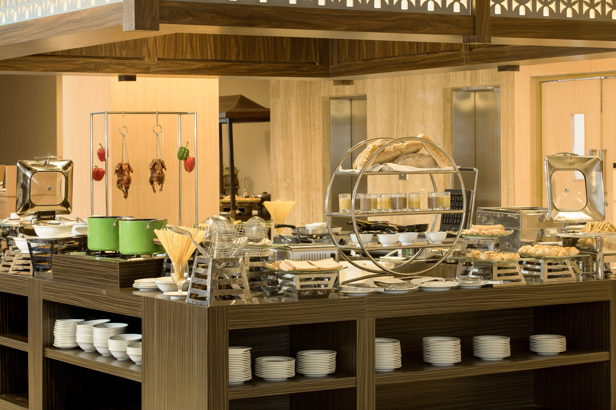 Hotel Chanti Managed By Tentrem Hotel Management Indonesia Semarang Dış mekan fotoğraf